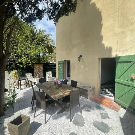 Plein Centre Avec Jardin Saint-Tropez